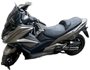 Kymco AK 550