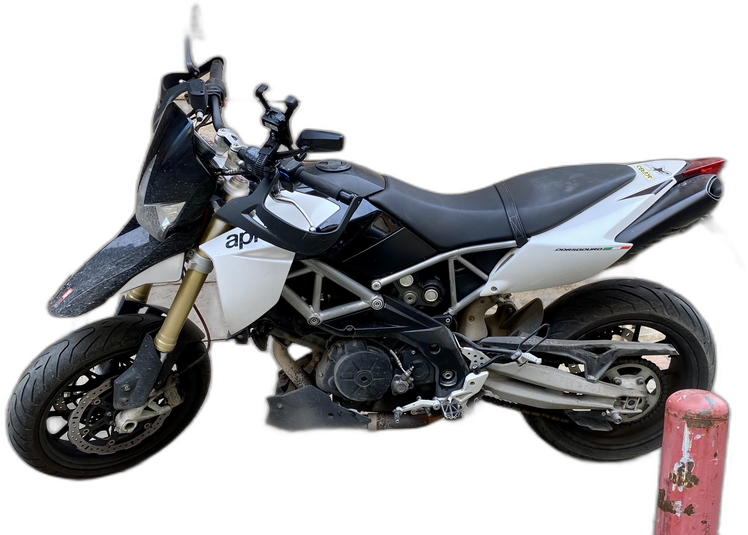 Aprilia Dorsoduro 900